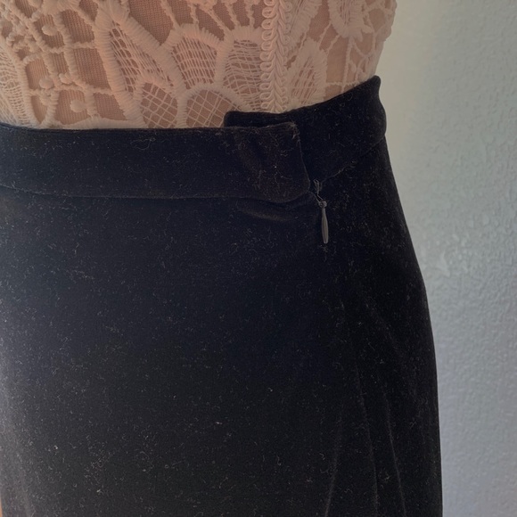 Vintage Black Velvet and Sequence Skirt - Picture 5 of 6